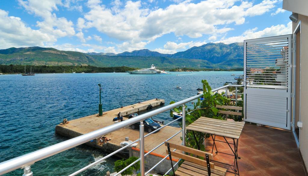 Apartments Novo Mulo Tivat Exterior photo